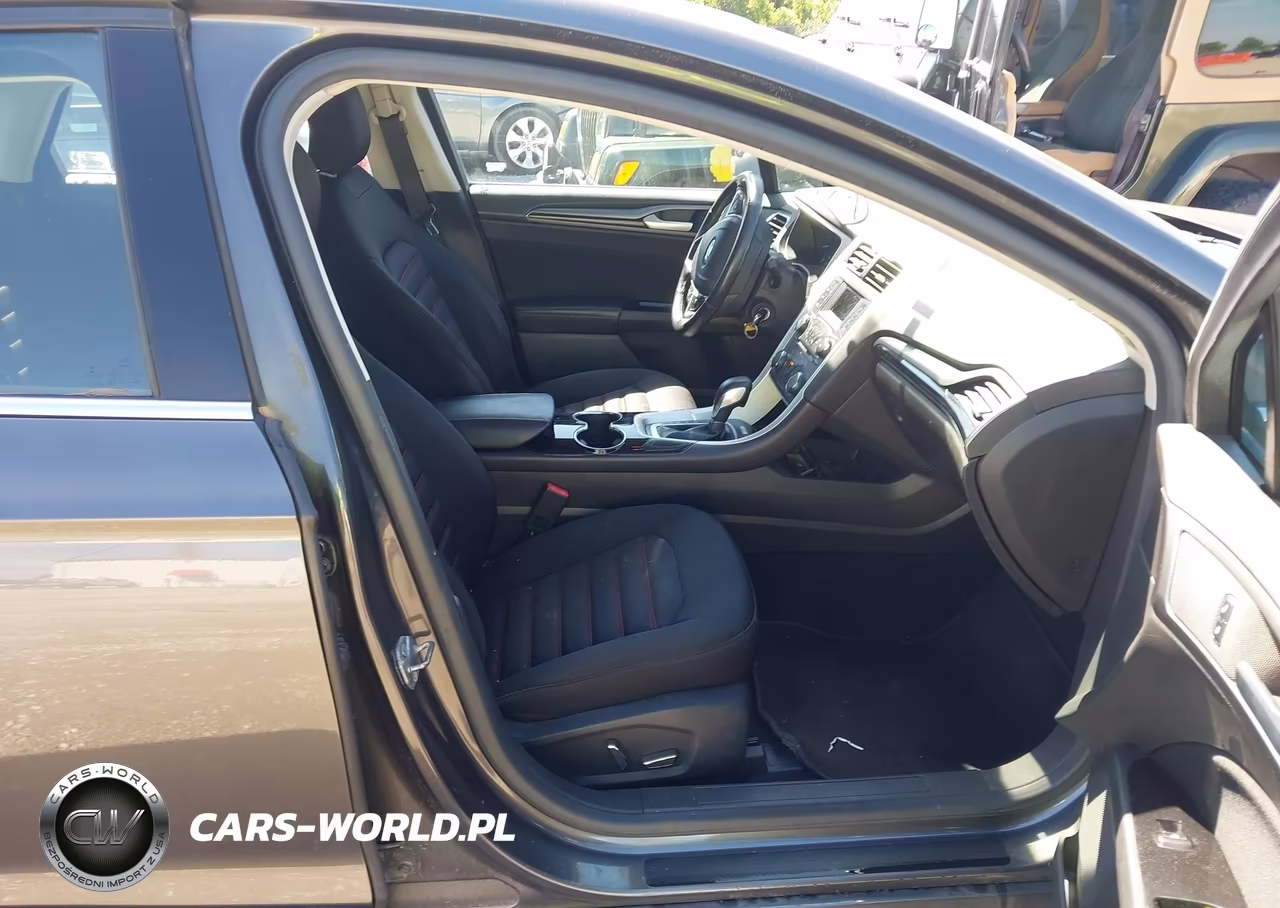 2015 Ford Fusion Se VIN:3FA6P0H73FR190799 - 5