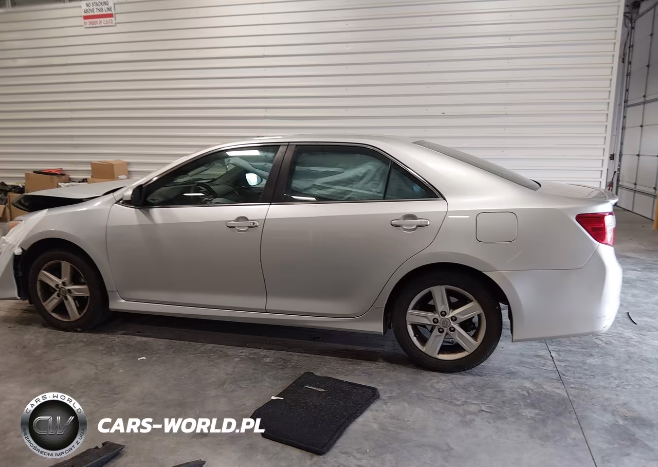 2014 Toyota Camry Se VIN:4T1BF1FK9EU390260 - 14