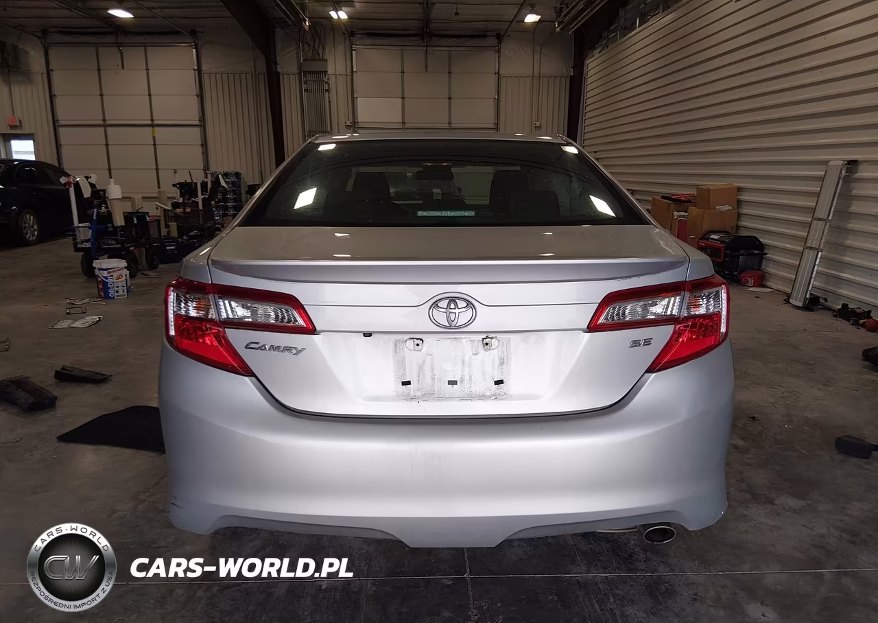 2014 Toyota Camry Se VIN:4T1BF1FK9EU390260 - 16