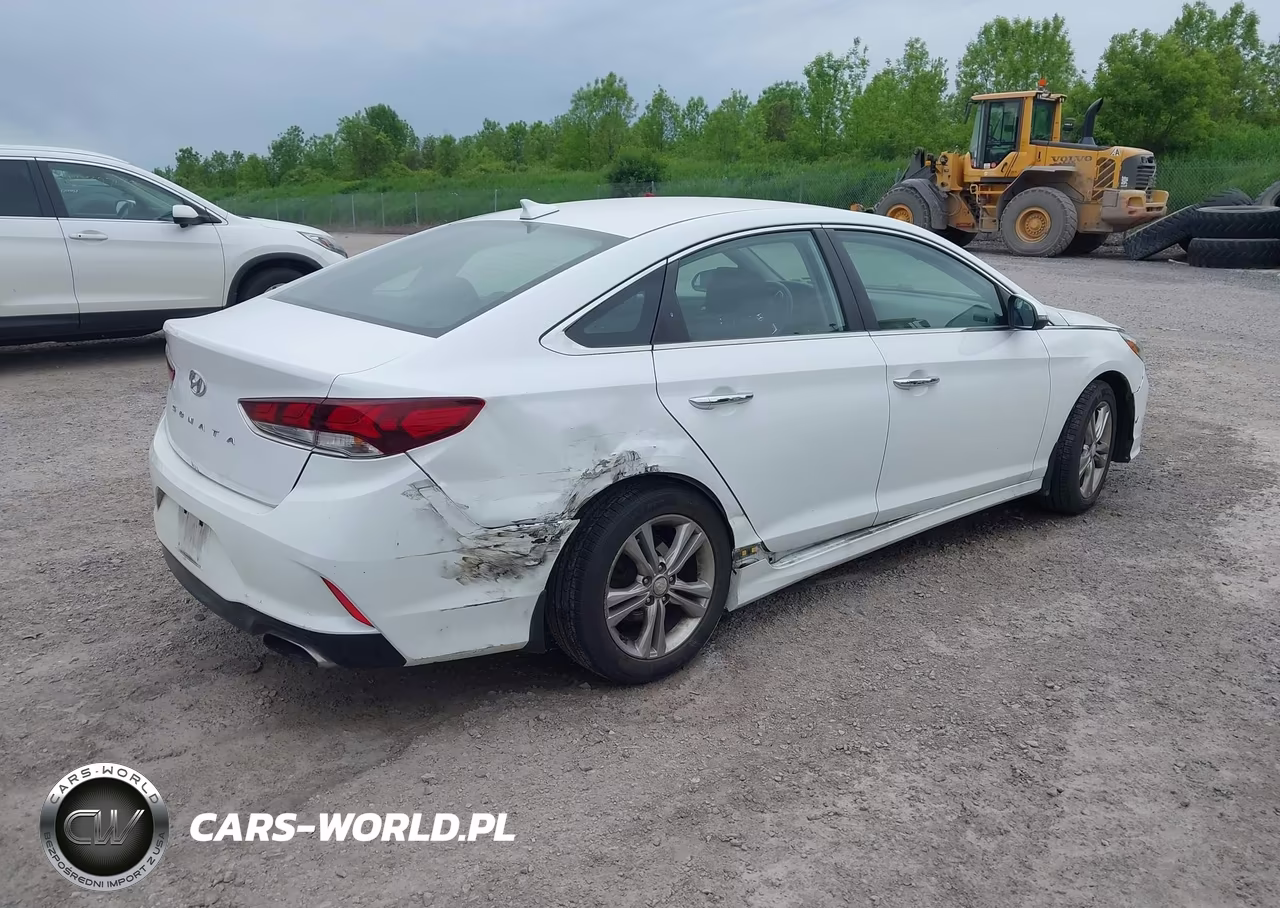 2018 Hyundai Sonata Sel VIN:5NPE34AF8JH661755 - 4