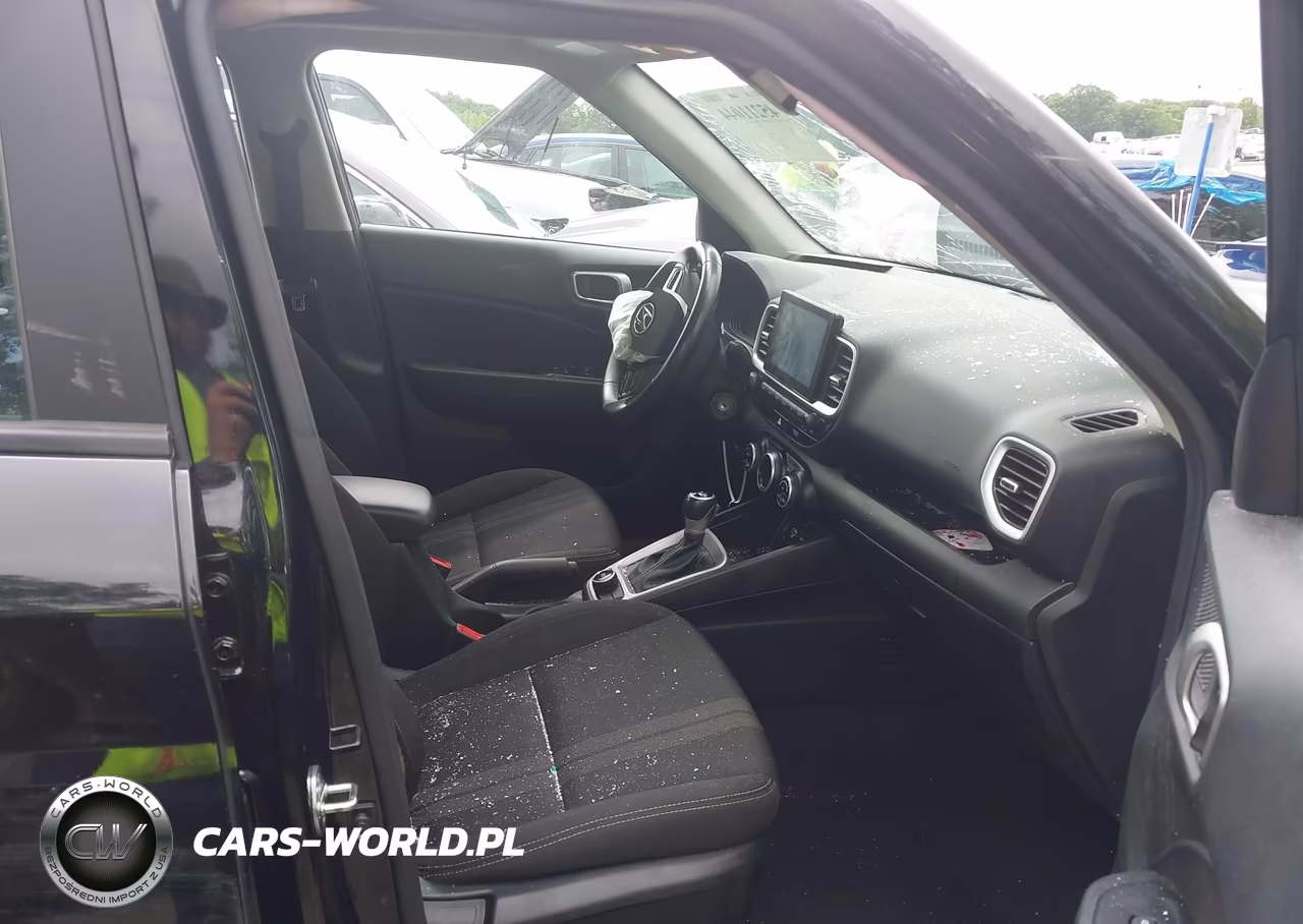 2023 Hyundai Venue Sel VIN:KMHRC8A32PU213469 - 5