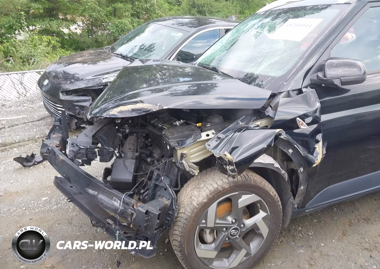 2023 Hyundai Venue Sel VIN:KMHRC8A32PU213469 - 6