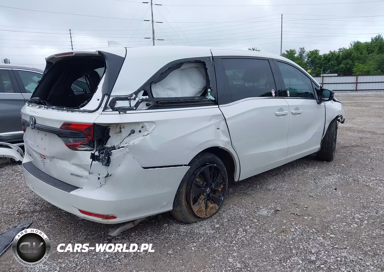 2023 Honda Odyssey Sport VIN:5FNRL6H74PB047210 - 4