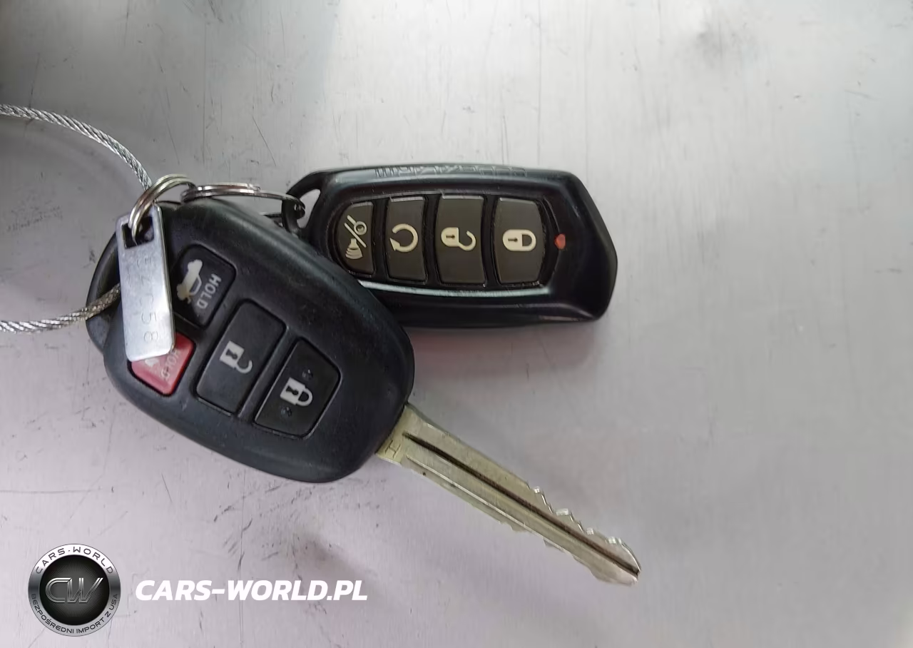 2018 Toyota Corolla Le VIN:2T1BURHE2JC964897 - 11