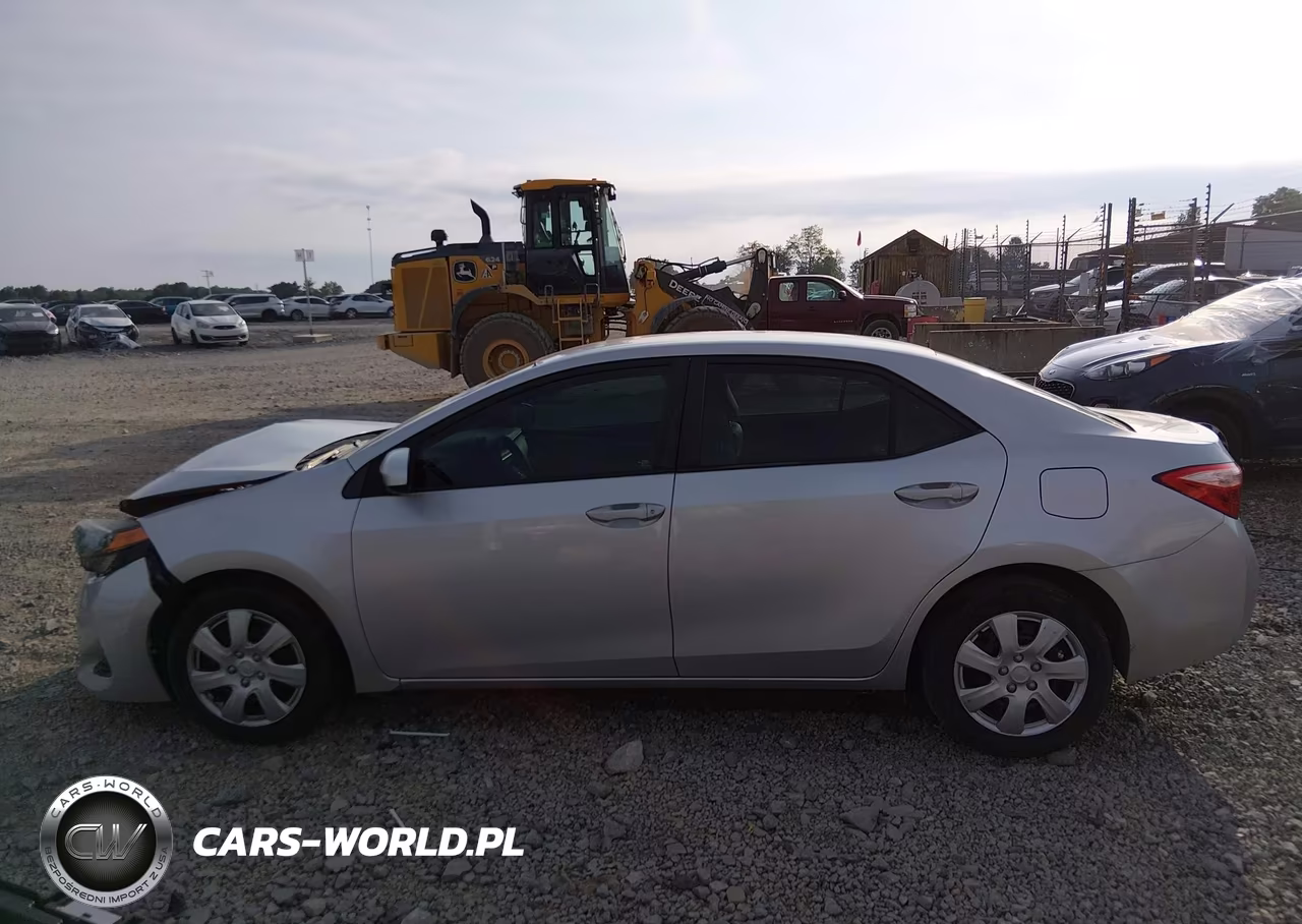 2018 Toyota Corolla Le VIN:2T1BURHE2JC964897 - 15
