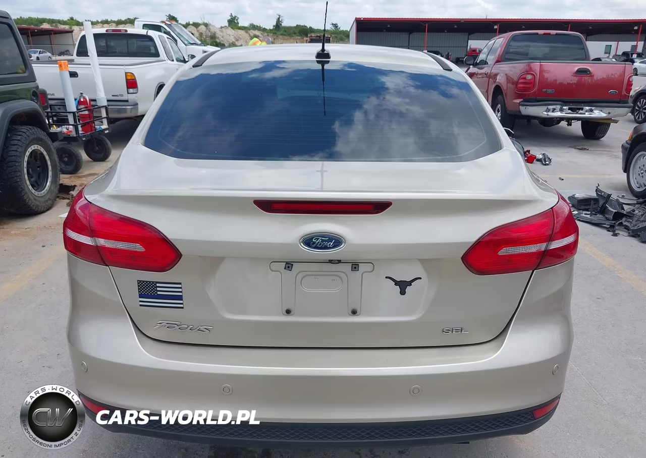 2018 Ford Focus Sel VIN:1FADP3H26JL220933 - 17