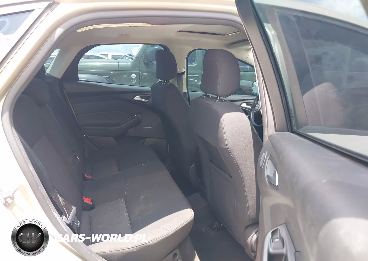 2018 Ford Focus Sel VIN:1FADP3H26JL220933 - 8