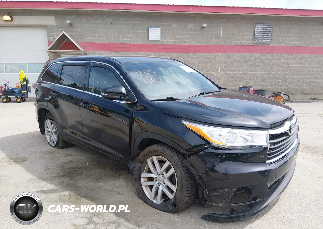 2015 Toyota Highlander Le V6 VIN:5TDBKRFH6FS096243 - 17