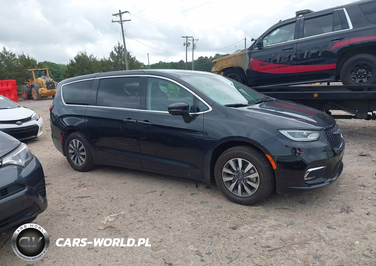 2023 Chrysler Pacifica Hybrid Touring L – zdjęcie 1 z 17