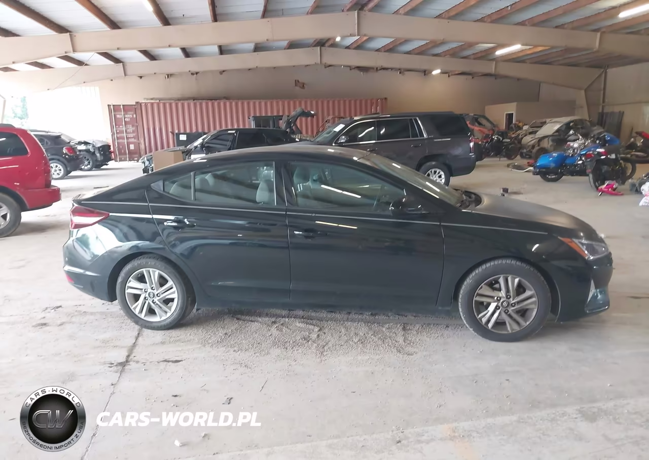 2020 Hyundai Elantra Sel VIN:5NPD84LF2LH556870 - 13