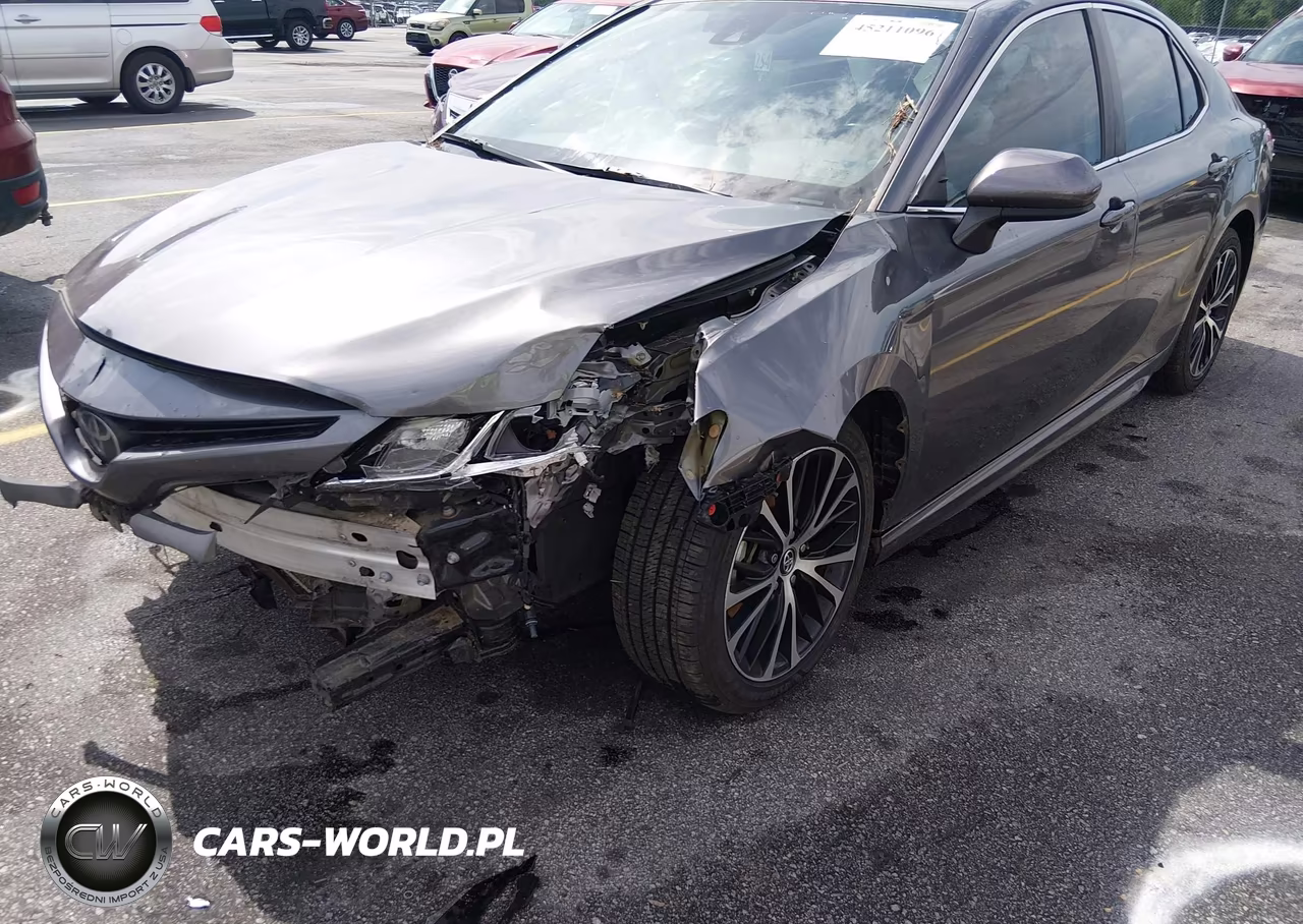 2020 Toyota Camry Se VIN:4T1G11AK1LU873721 - 18