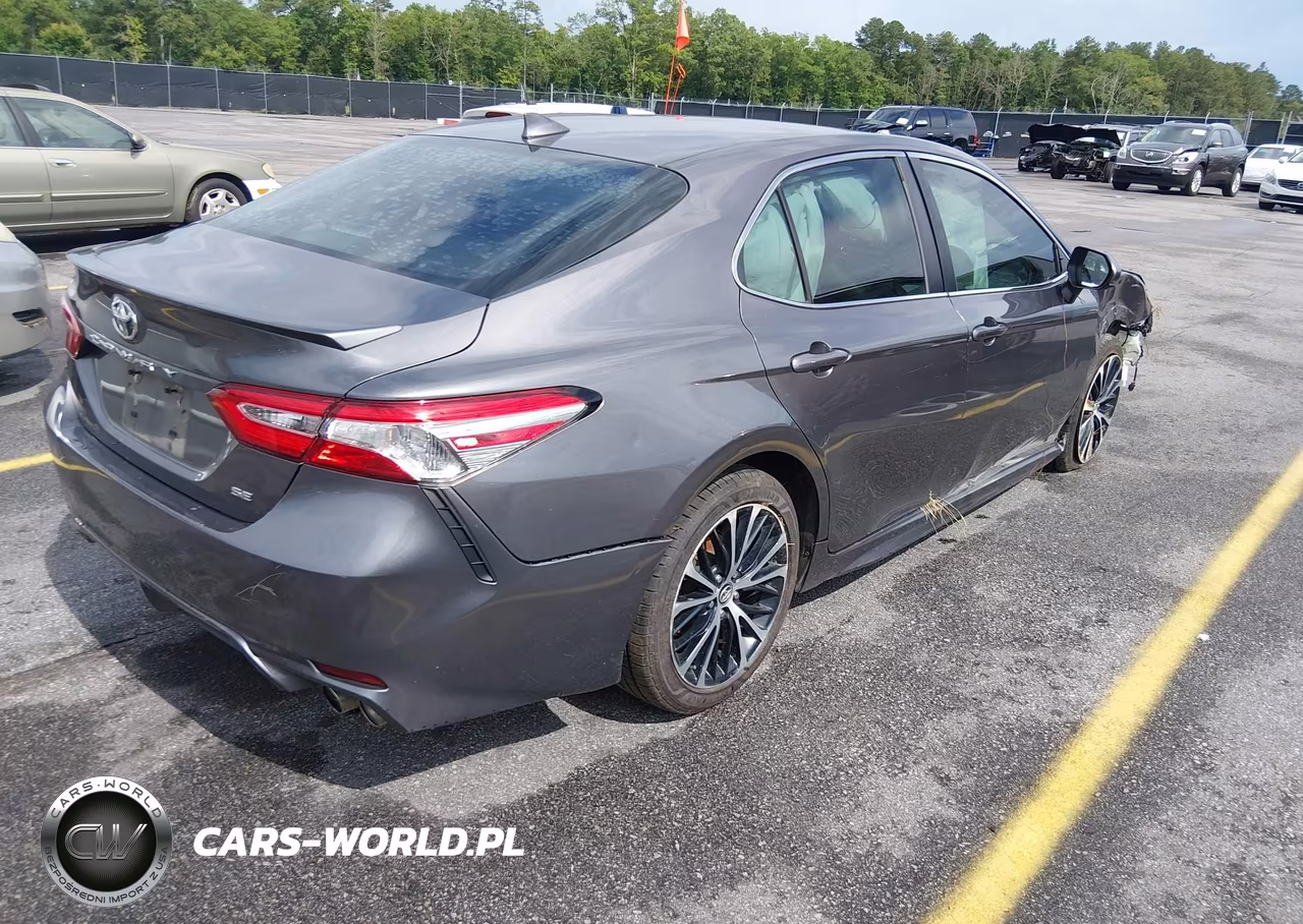 2020 Toyota Camry Se VIN:4T1G11AK1LU873721 - 4