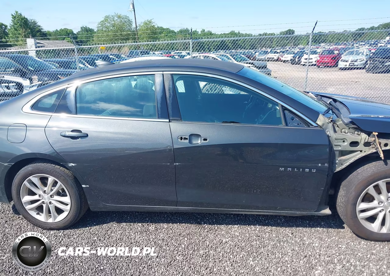 2017 Chevrolet Malibu 1Lt VIN:1G1ZE5STXHF182031 - 13