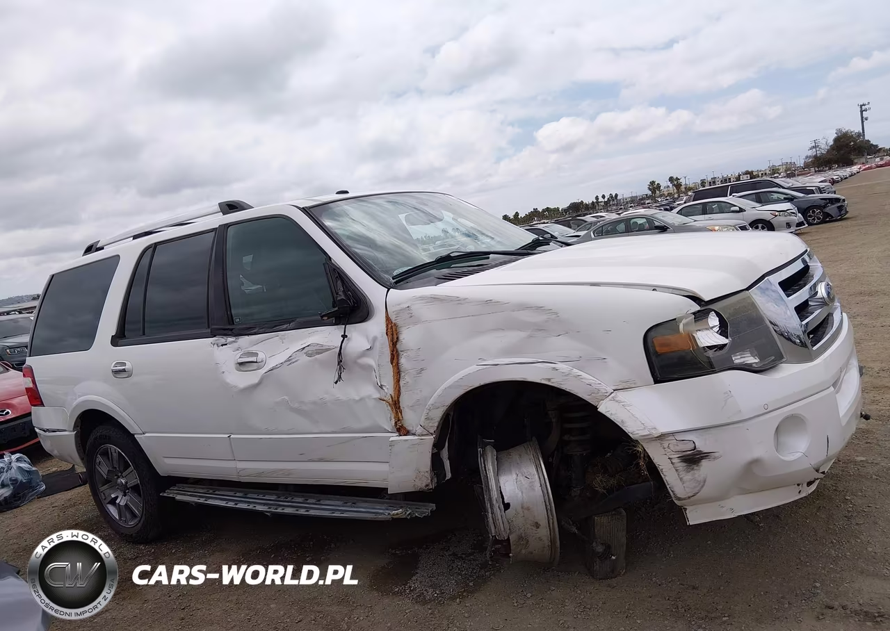 2012 Ford Expedition Limited VIN:1FMJU1K5XCEF26856 - 13