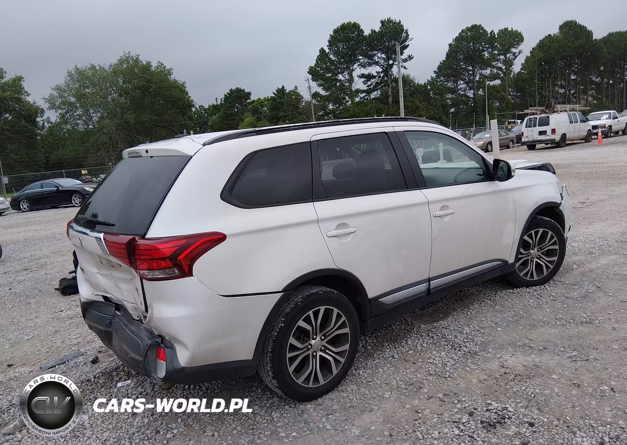2016 Mitsubishi Outlander Sel VIN:JA4AD3A39GZ026499 - 4
