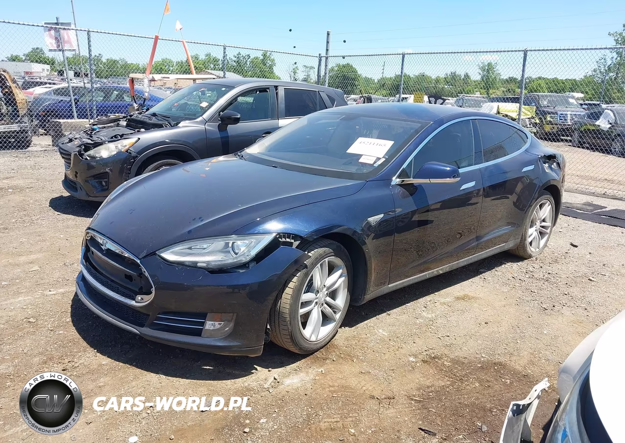 2013 Tesla Model S VIN:5YJSA1CG2DFP14689 - 2
