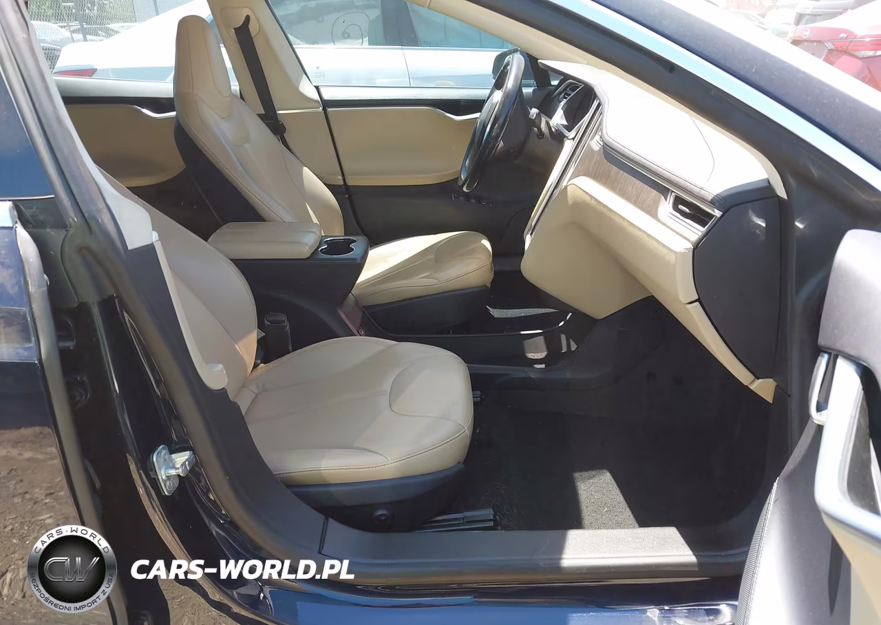 2013 Tesla Model S VIN:5YJSA1CG2DFP14689 - 5