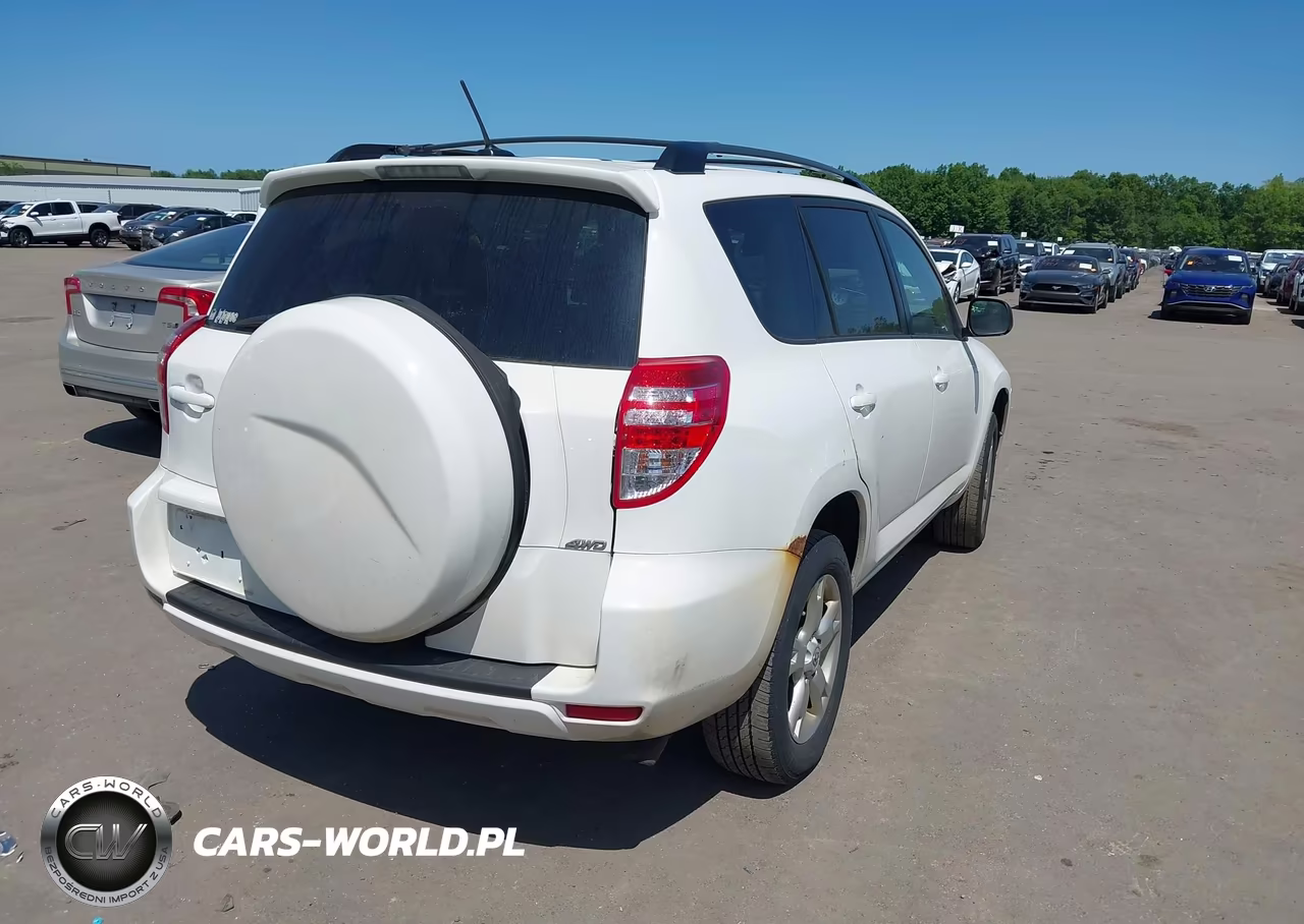 2011 Toyota Rav4 VIN:2T3BF4DV7BW109669 - 4