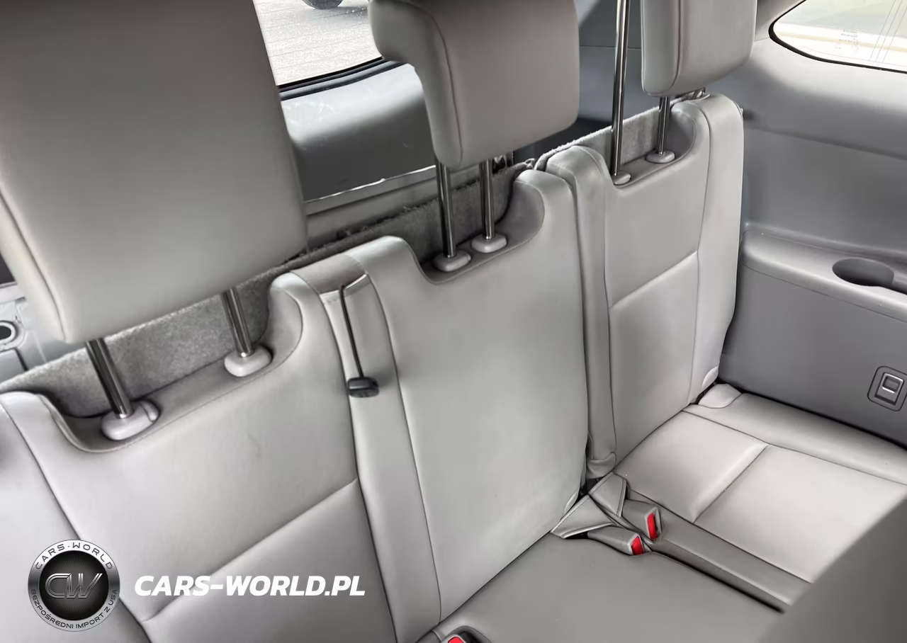 2019 Toyota Highlander Xle VIN:5TDJZRFH4KS588142 - 6