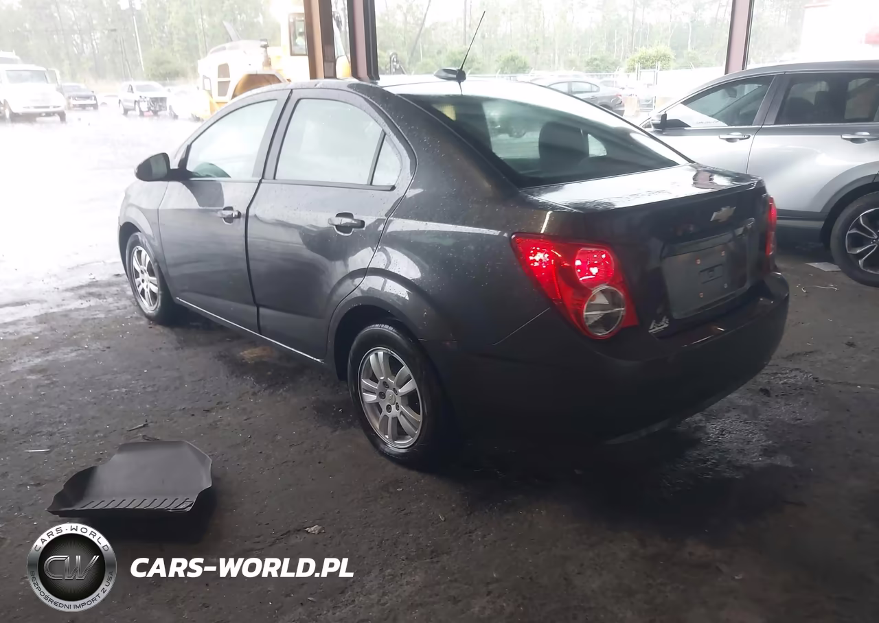 2016 Chevrolet Sonic Ls Auto VIN:1G1JA5SH3G4107119 - 3