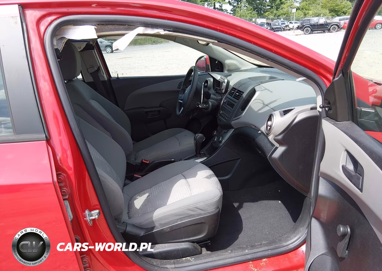 2016 Chevrolet Sonic Ls Auto VIN:1G1JA5SH6G4177925 - 5