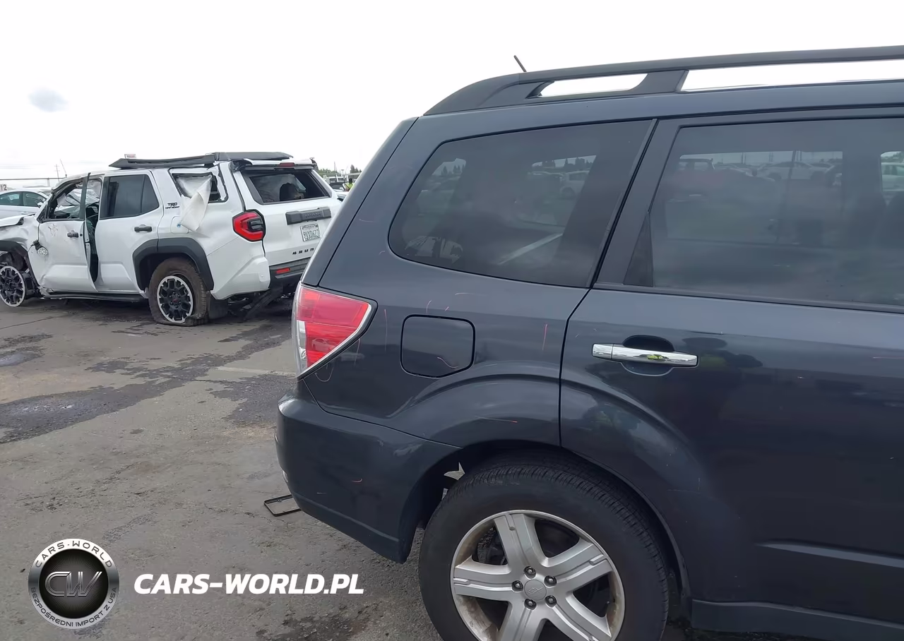 2010 Subaru Forester 2.5X Limited VIN:JF2SH6DC9AH790024 - 6