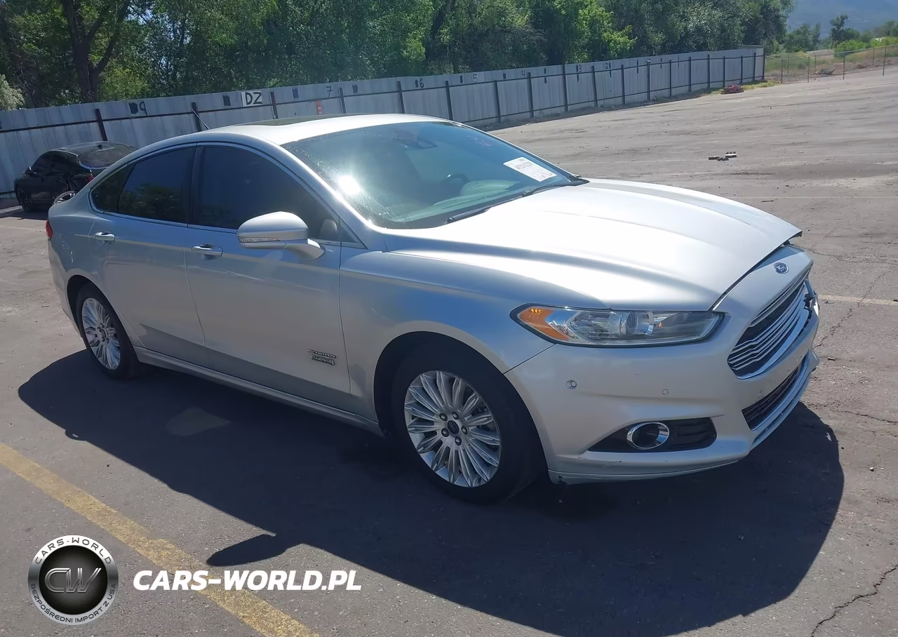2013 Ford Fusion Energi Se Luxury – zdjęcie 1 z 18