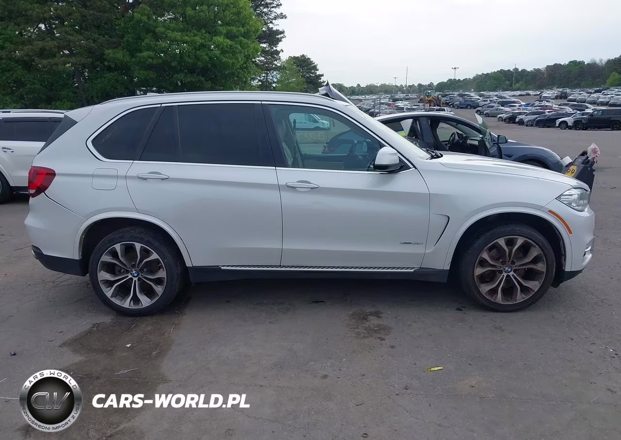 2015 BMW X5 xDrive35I VIN:5UXKR0C56F0P03583 - 13