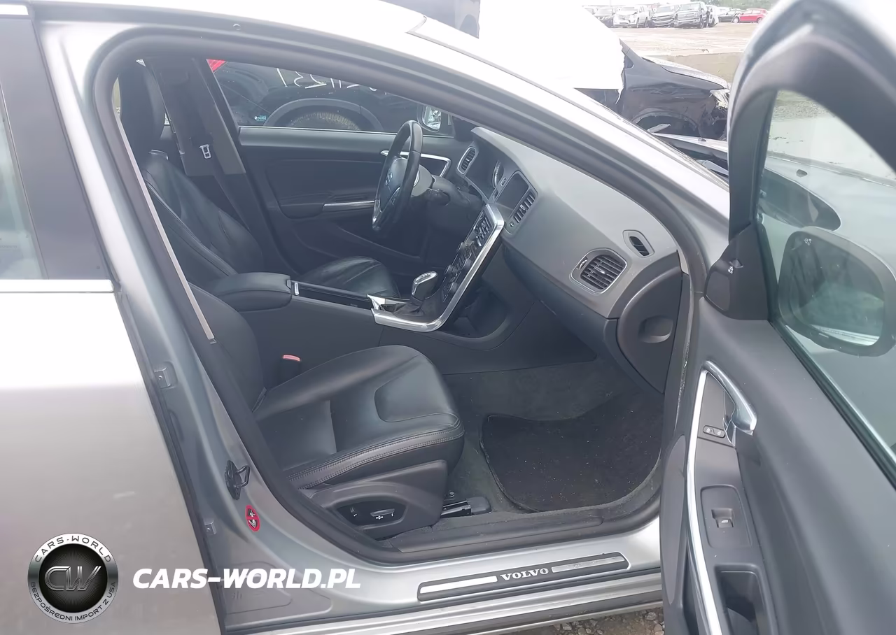 2013 Volvo S60 T5 VIN:YV1612FH0D2196073 - 5