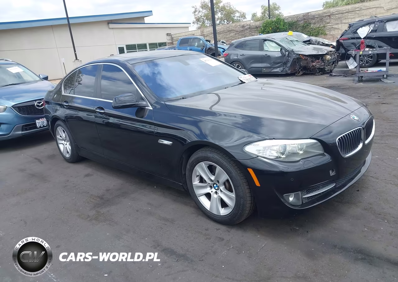 2013 BMW 528I