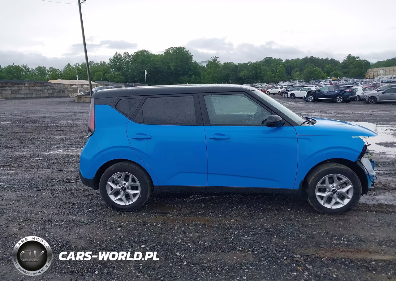 2025 Kia Soul S VIN:KNDJ23AU2S7263148 - 14
