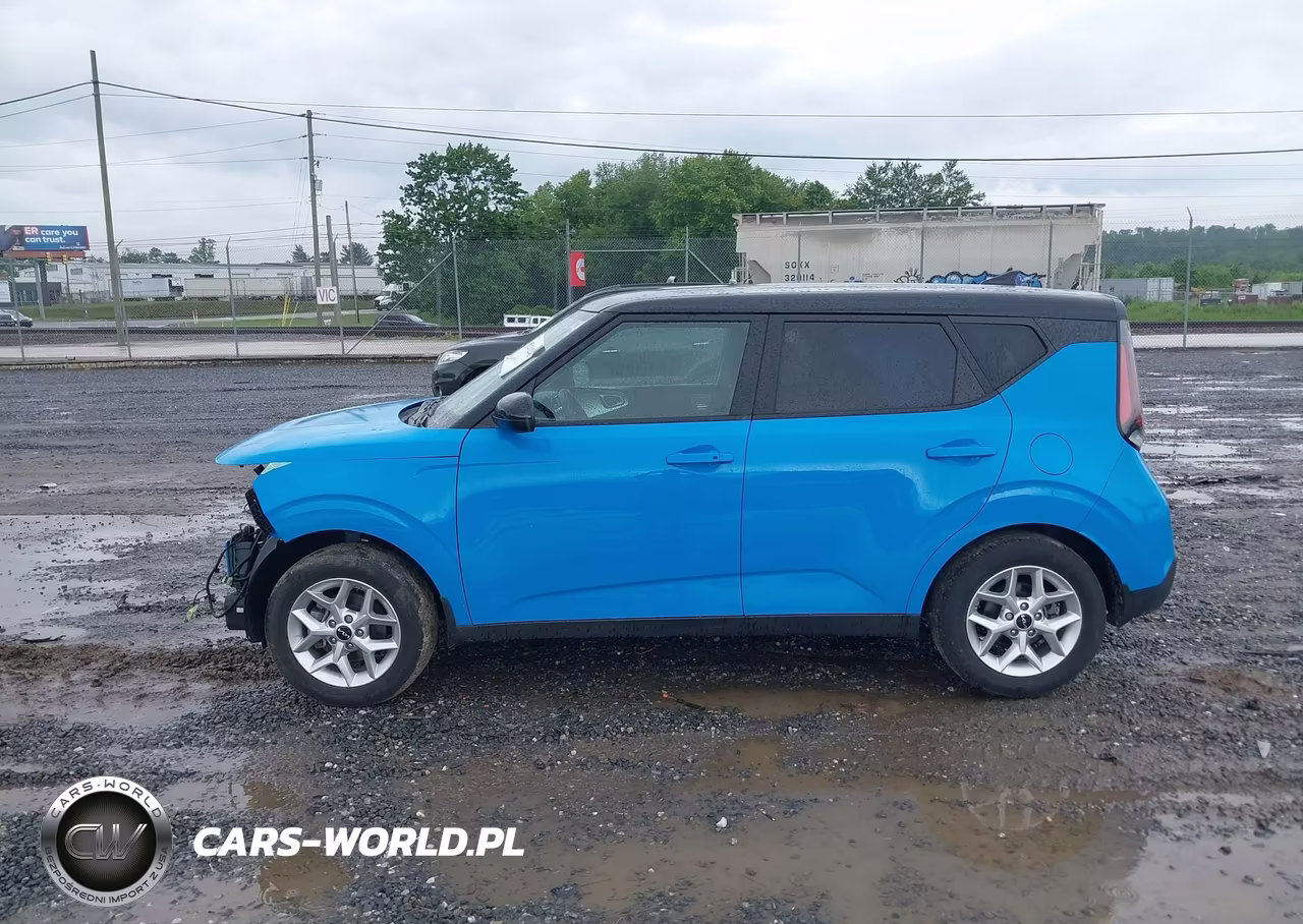 2025 Kia Soul S VIN:KNDJ23AU2S7263148 - 15