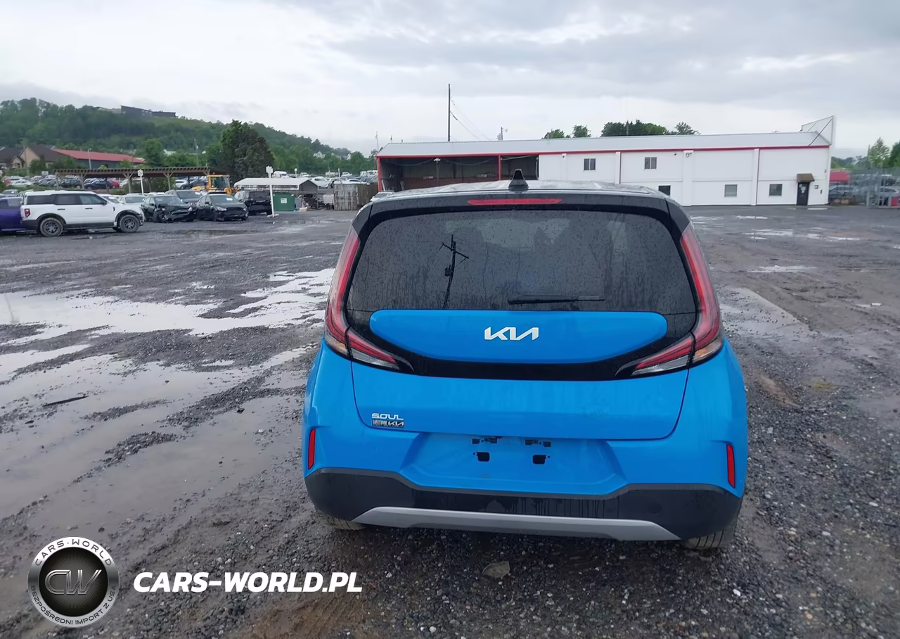 2025 Kia Soul S VIN:KNDJ23AU2S7263148 - 17