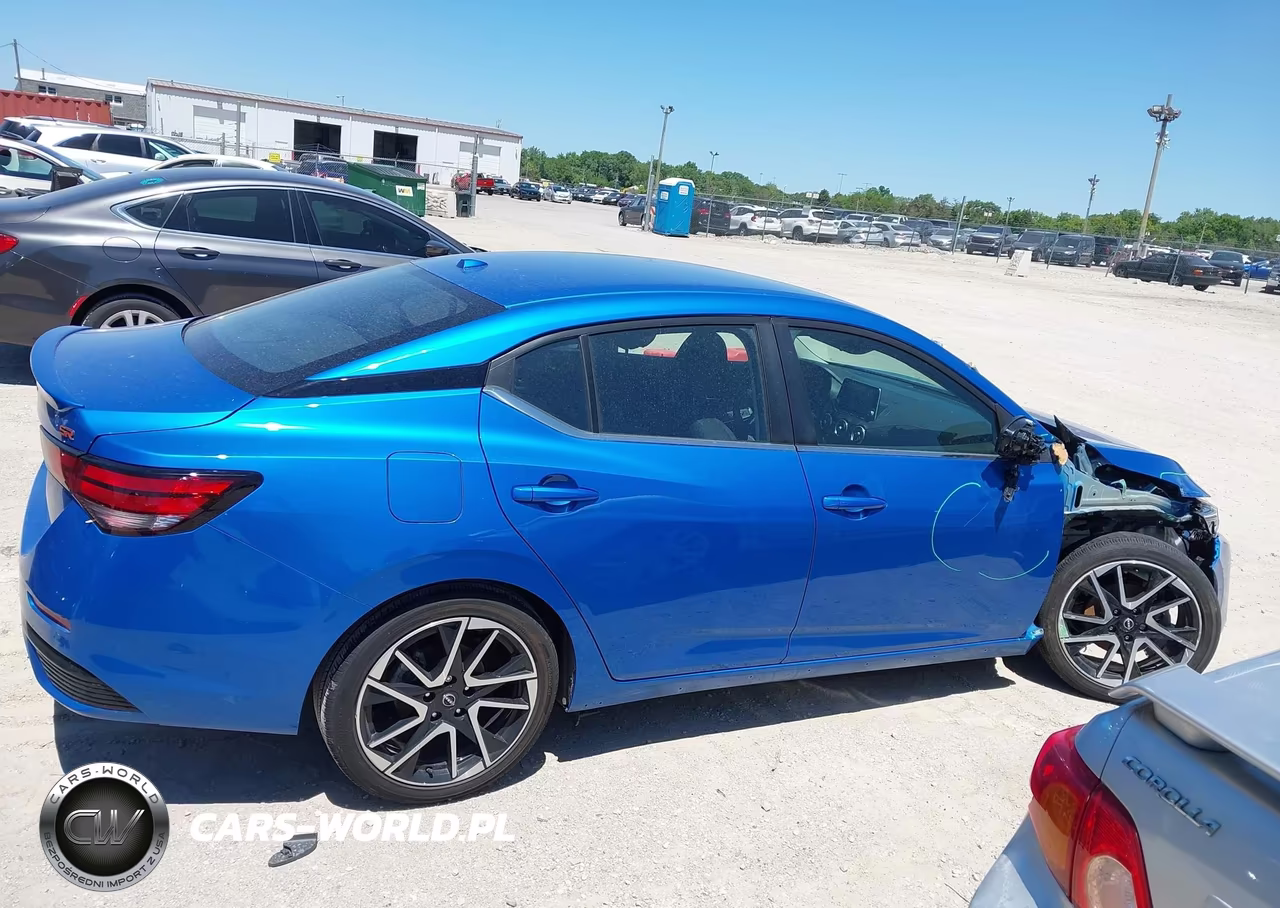 2025 Nissan Sentra Sr VIN:3N1AB8DV0SY206773 - 13