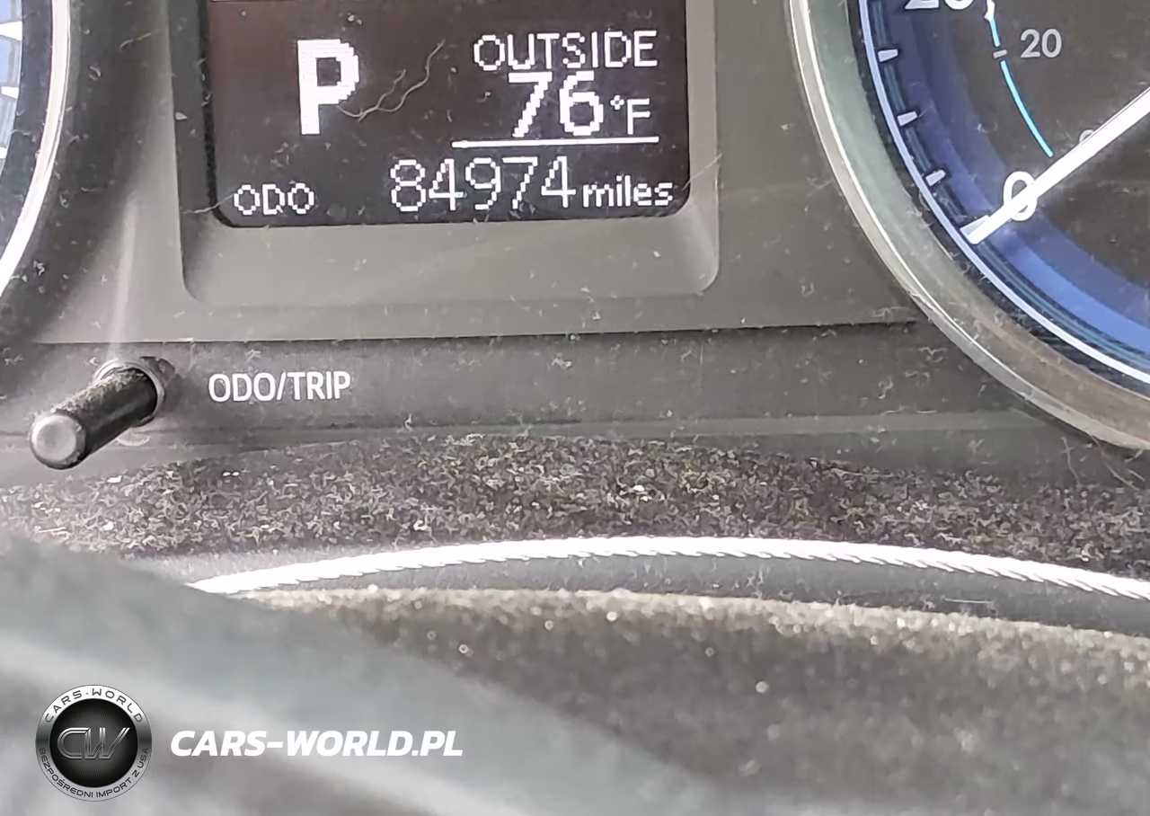 2017 Toyota Corolla Le VIN:5YFBURHE4HP696817 - 15