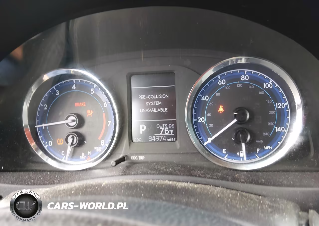 2017 Toyota Corolla Le VIN:5YFBURHE4HP696817 - 7