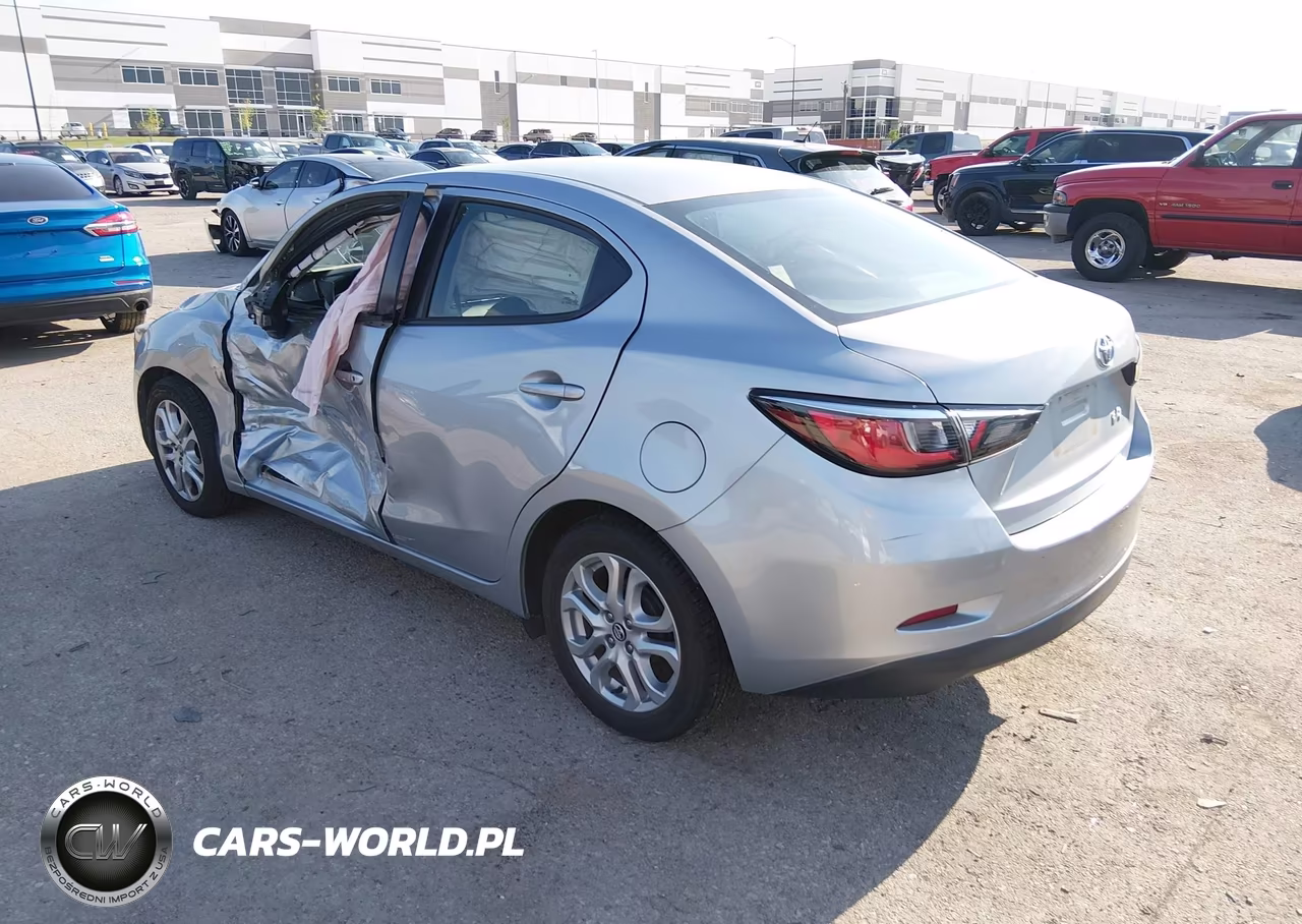 2018 Toyota Yaris Ia VIN:3MYDLBYV9JY314615 - 3