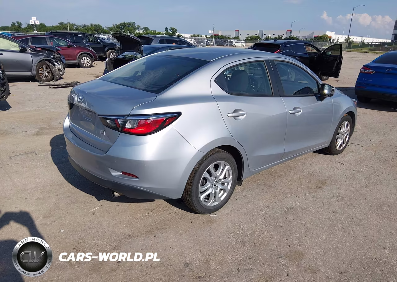 2018 Toyota Yaris Ia VIN:3MYDLBYV9JY314615 - 4