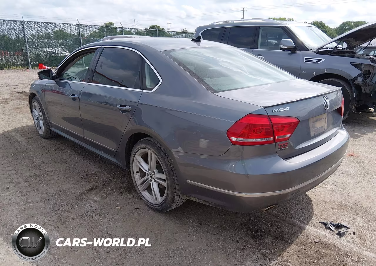 2014 Volkswagen Passat 2.0L Tdi Se VIN:1VWBN7A3XEC069048 - 3