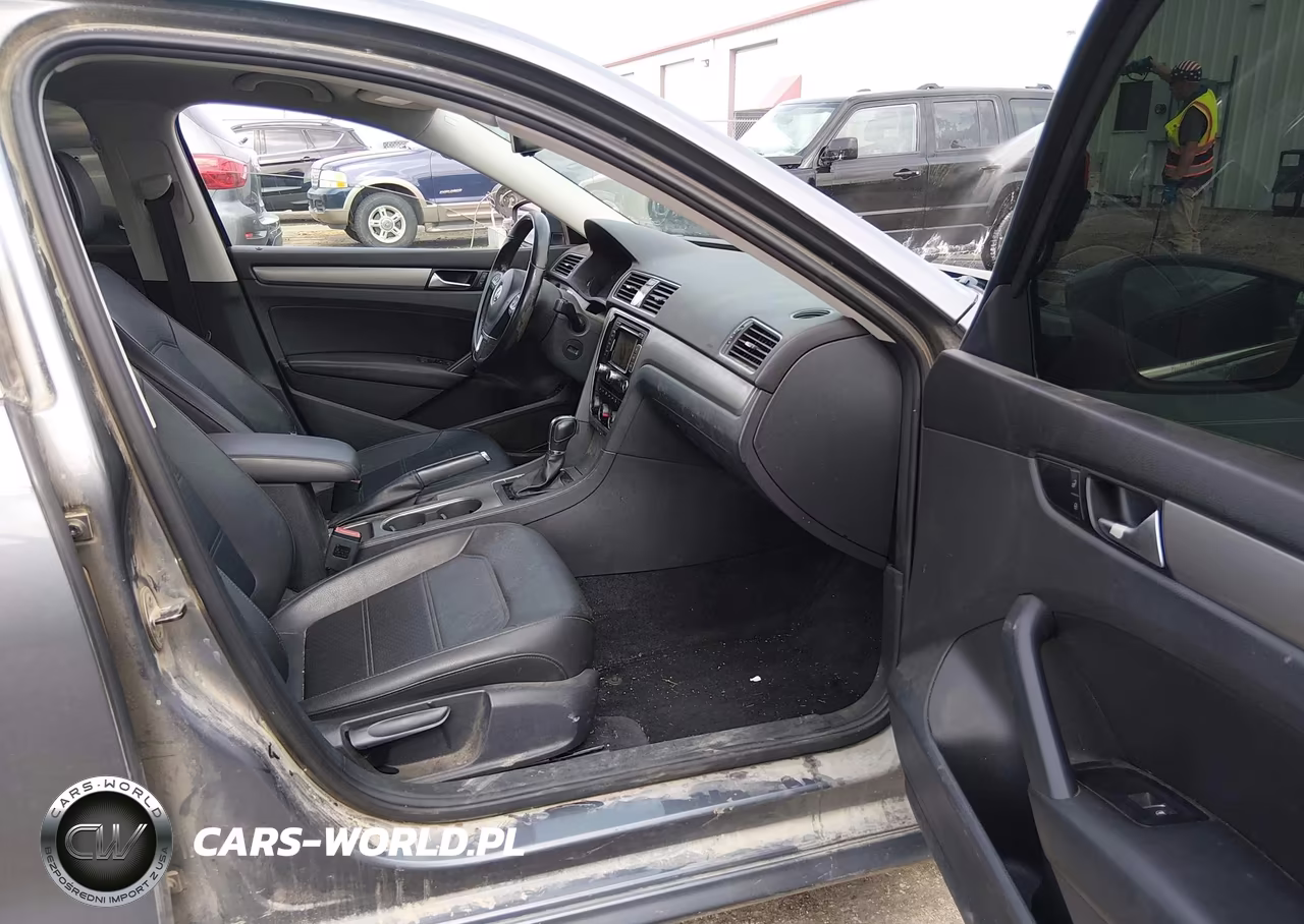 2014 Volkswagen Passat 2.0L Tdi Se VIN:1VWBN7A3XEC069048 - 5