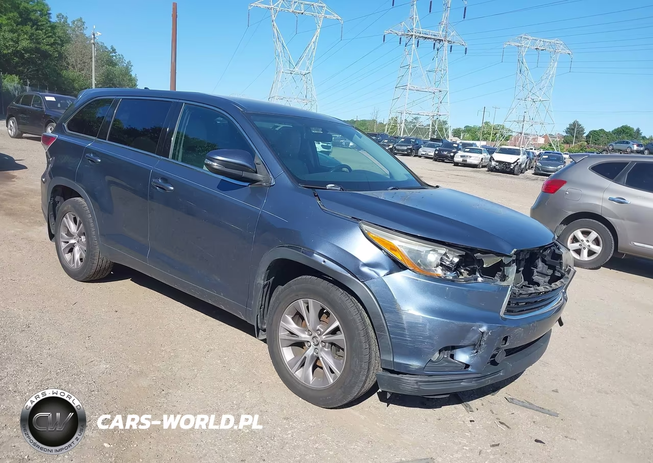 2016 Toyota Highlander Le Plus V6-Le V6 – zdjęcie 1 z 16