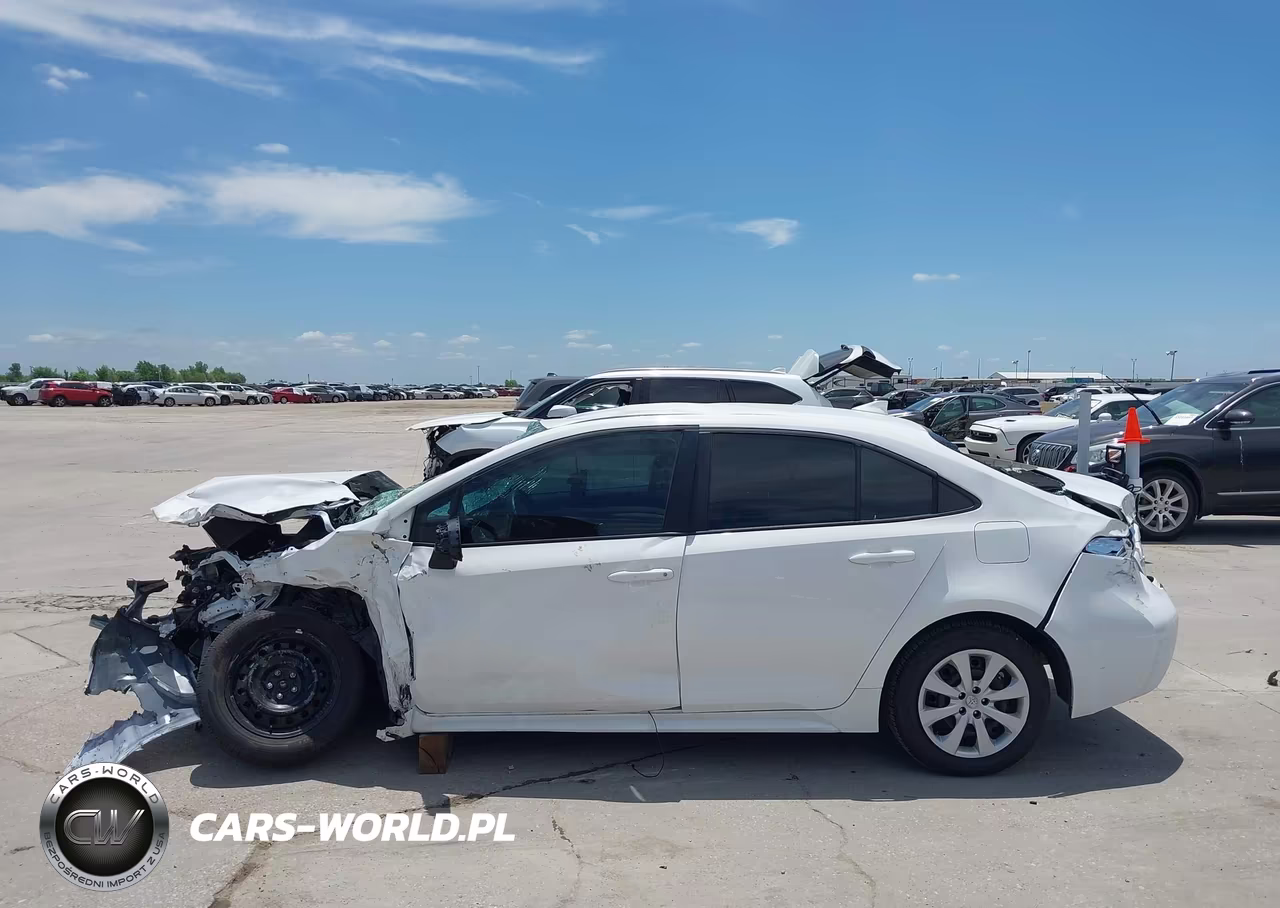 2026 Toyota Corolla Le VIN:5YFB4MDE6TP427395 - 15