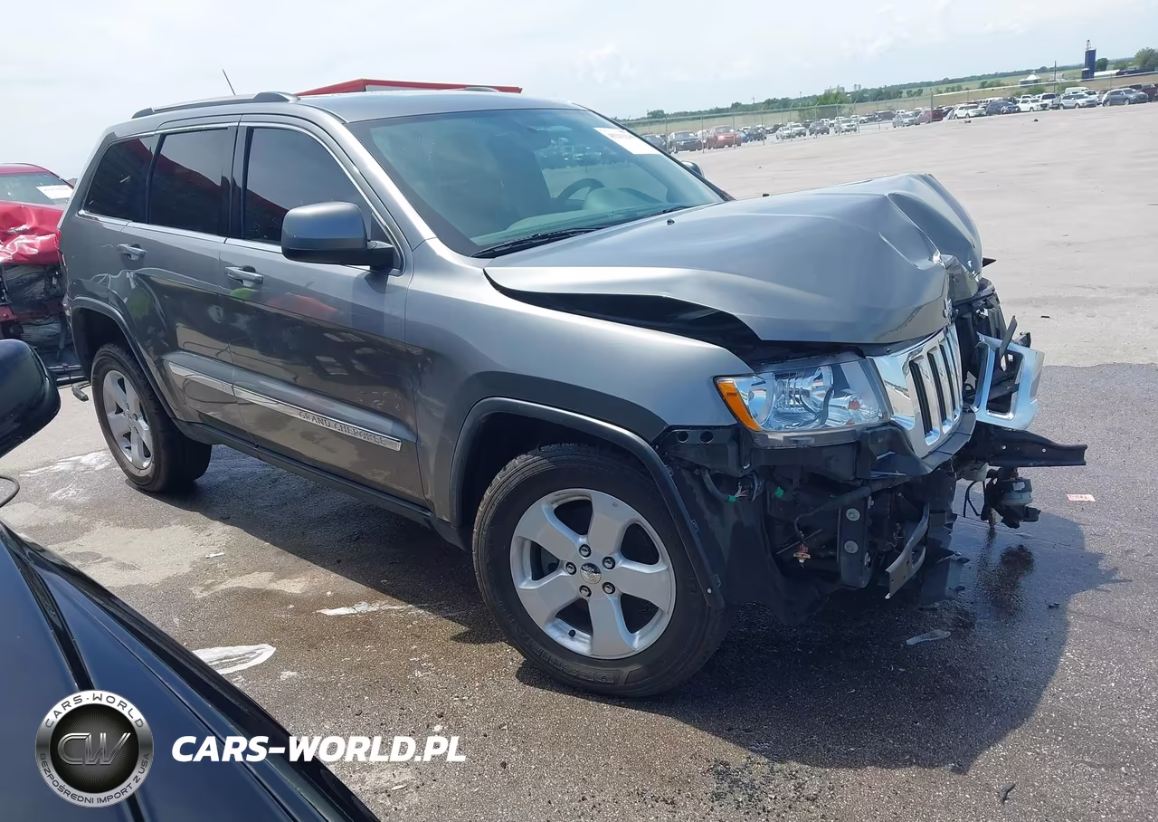 2013 Jeep Grand Cherokee Laredo – zdjęcie 1 z 18