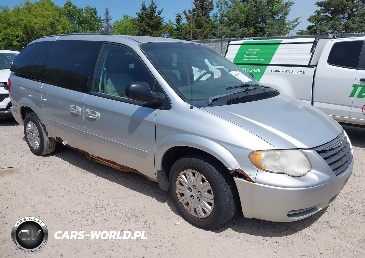 2007 Chrysler Town & Country Lx