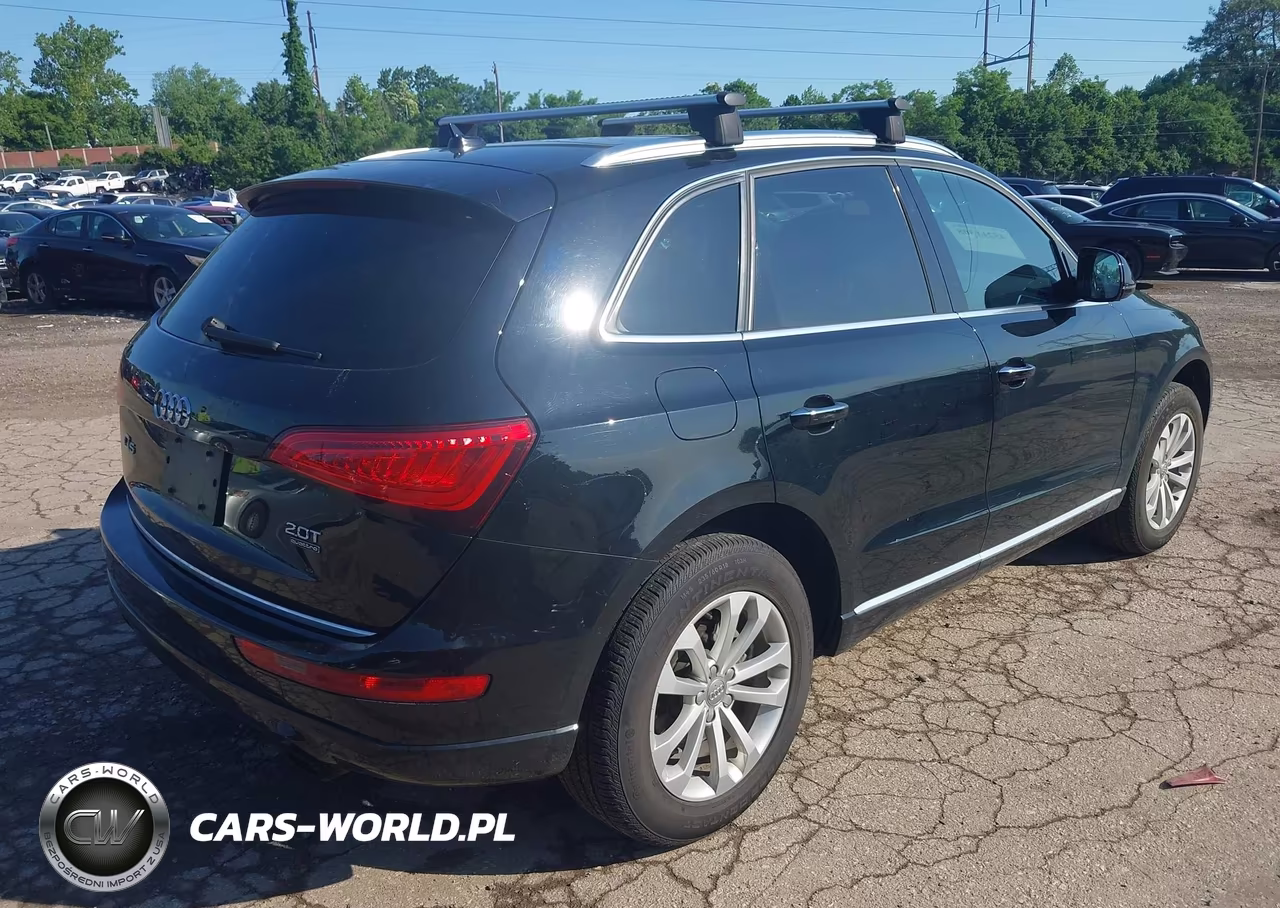 2015 Audi Q5 2.0T Premium VIN:WA1LFAFP4FA077876 - 4