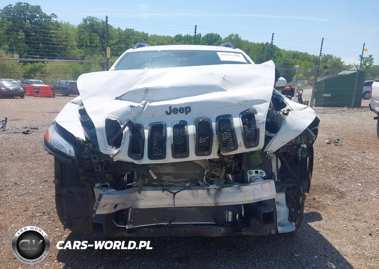 2018 Jeep Cherokee Latitude Fwd VIN:1C4PJLCB2JD621129 - 13