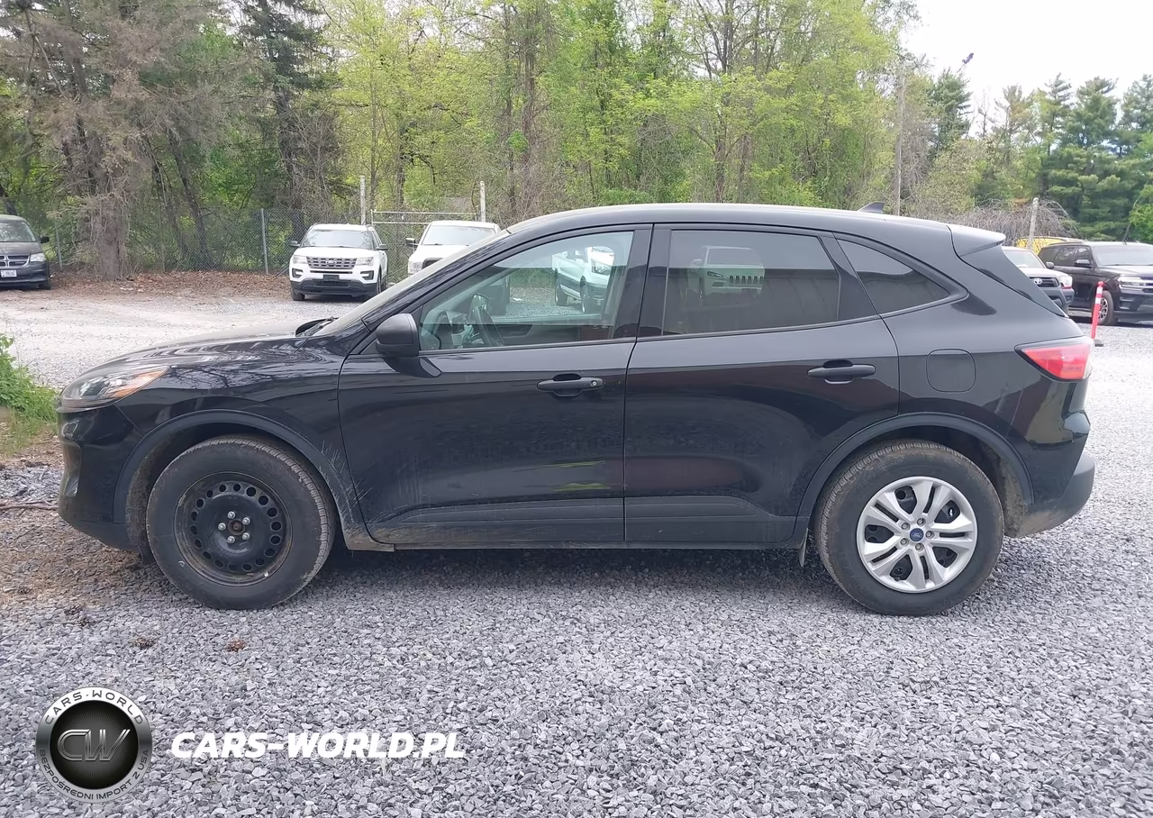 2021 Ford Escape S VIN:1FMCU9F66MUA62000 - 14