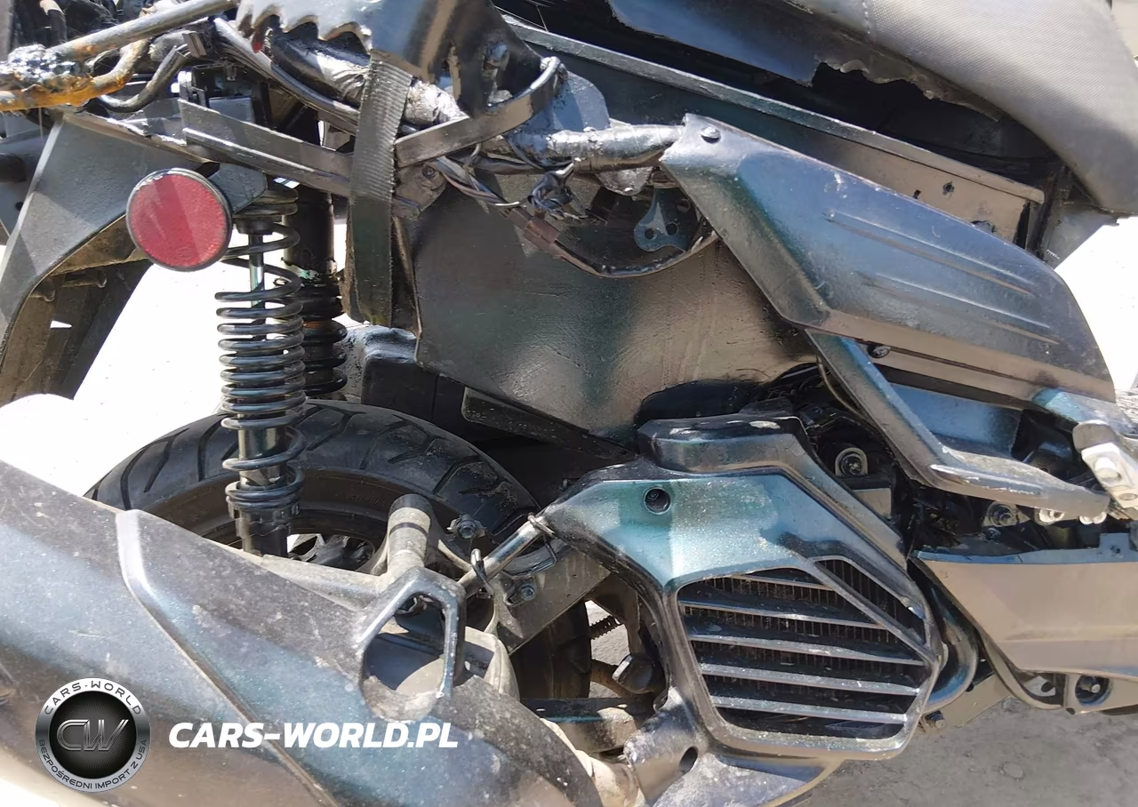 2023 Yamaha Yw125 VIN:RKRSEH9Y1PA003830 - 8