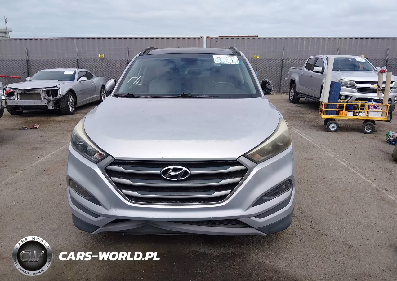 2018 Hyundai Tucson Value VIN:KM8J33A21JU693292 - 11