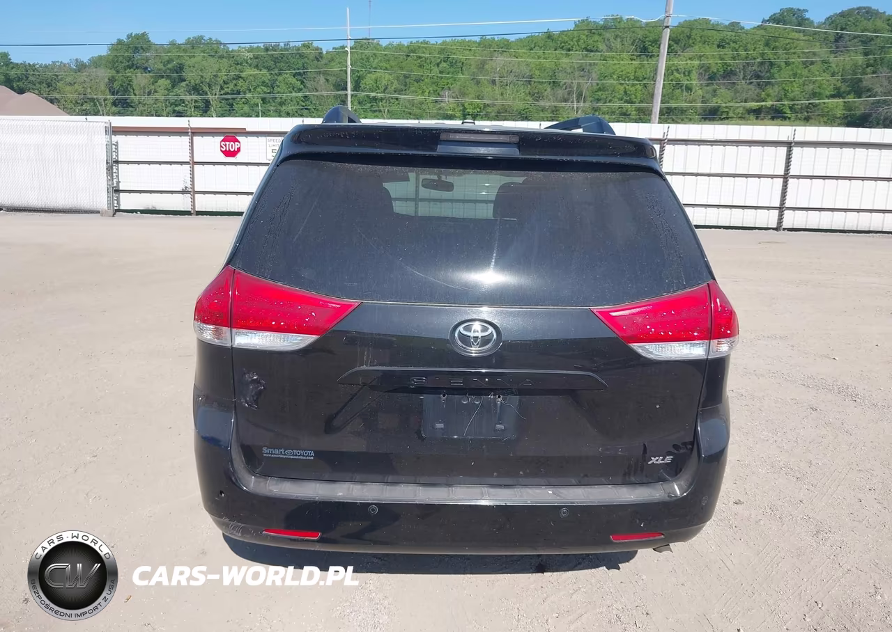 2013 Toyota Sienna Xle V6 8 Passenger VIN:5TDYK3DC3DS329054 - 17
